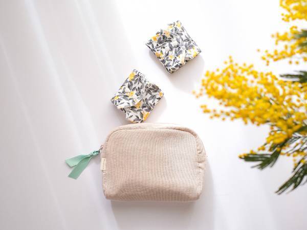 3月8日はミモザの日。Sheepeace公式オンラインストアにて 「幸せの黄色いナプキンとポーチの限定セット」を展開。