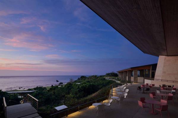 【バンタカフェ】あたたかな冬の沖縄で楽しむナイトイベント 「イルミーバンタ　海辺の夜あかり」開催 ～輝く海辺でピクニックが楽しめるメニュー販売や、ジャズライブ、マルシェも実施～｜期間：2022年12月1日～2023年1月31日