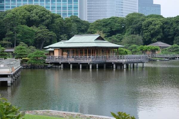 【7月29日情報更新】7月28日(木)～31日(日)開催!都立庭園ご来園の先着10,000名様に抗菌性マスクケースプレゼント！ 「夏のいい庭（28）キャンペーン！」