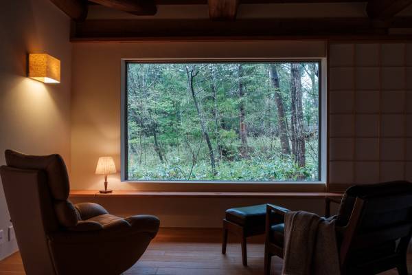 「この居心地がちょうどいい」を形にした、森に身を委ね心を開放するコンセプトルームがリニューアルオープン【みやぎ蔵王・遠刈田温泉／温泉山荘だいこんの花】