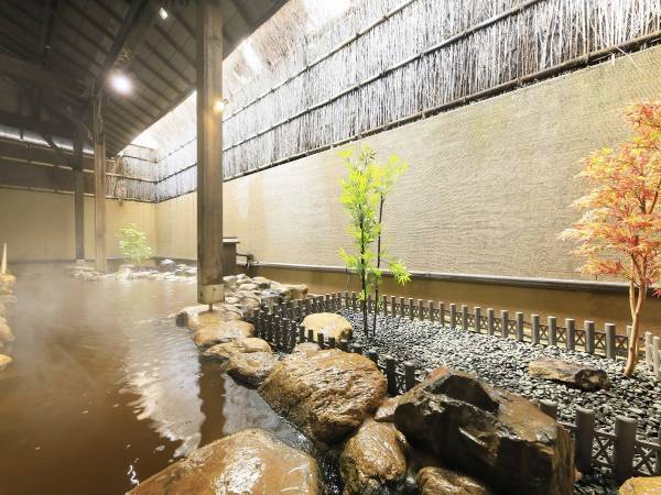 洞爺湖の温泉旅館で＜ハロウィン×芸術の秋＞を堪能 【2022年10月29日（土）】ハロウィン気分を盛り上げるミニコンサート開催！