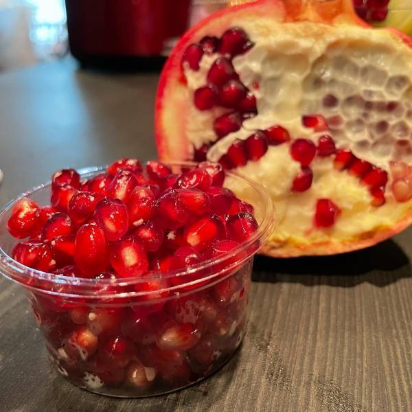 【カットフルーツの世界で一番に！】「フルーツ王トーキョー」が笹塚にオープン！