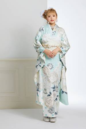 2023年 TAKAZENイメージモデル ＆ 2024年・2025年成人NEWスタイル発表！『TAKAZEN 大阪梅田本店』の情報をFindビューティで公開