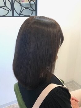 プチプラなのにハイクオリティー！半個室のプライベートサロン『カラー&ヘッドスパ ナナイロ』の情報をFindサービスで公開