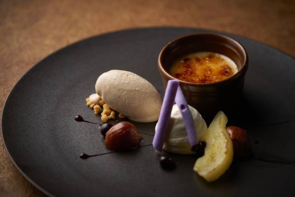 秋の食材をこだわりの料理で味わい尽くす！ 期間限定の炭火焼ステーキコースとジェラートが新登場‼