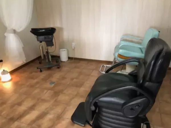 柏駅から徒歩5分『ヘアオブルーツ』は傷んだ髪もキレイなカラー&パーマを叶えてくれる髪のクリニック的サロン！駅近ドットコムで情報を公開中