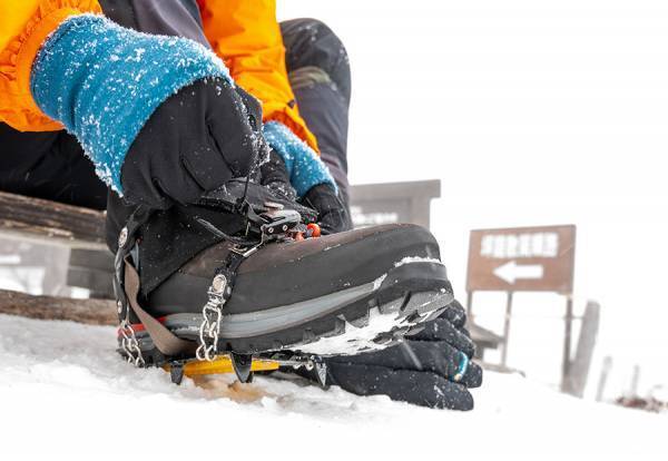 雪の登山道では必須の「アイゼン」10月の累計販売数が前月比の140%達成！