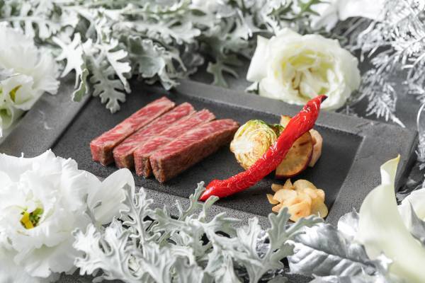 【名古屋】北の大地の恵みと海の幸を堪能　“白老牛”や“雲丹”などが楽しめる創作コース 『冬の北海道と愛知～鉄板焼～』販売