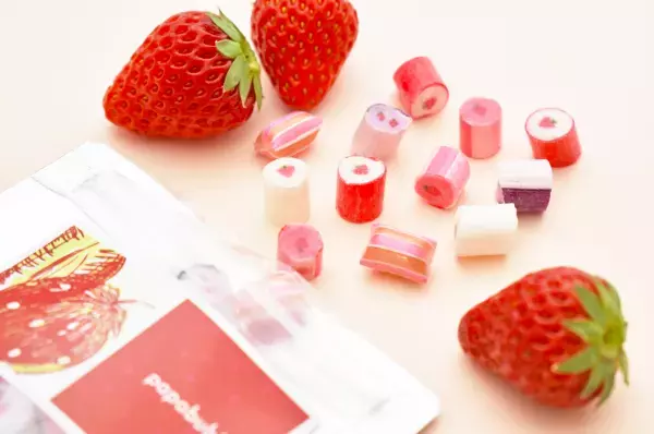 特選、贅沢、白いちごまで、色々ないちごスイーツ集合