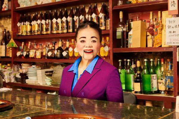 ＜洋服の青山＞ “日本初” お悩み相談ＡＩチャットボット スナックママ「よしこ」 第三形態は「服装」に関するお悩み相談にも対応