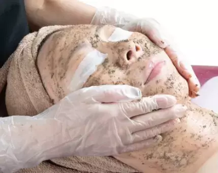 上福岡駅すぐ『アイラッシュ＆ネイル　フェアリーアイ』はマツエク・ネイル・脱毛ができるトータルビューティーサロン！駅近ドットコムで情報を公開中