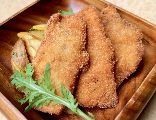 夜のコニファーが期間限定で『GOURMETALIAN』に変わります！