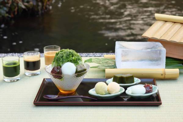 【星のや京都】紗の着物をまとい、川床会席で涼を楽しむ滞在プログラム「奥嵐山の納涼滞在」開催｜期間：2022年7月1日～8月31日