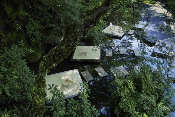 【星のや京都】紗の着物をまとい、川床会席で涼を楽しむ滞在プログラム「奥嵐山の納涼滞在」開催｜期間：2022年7月1日～8月31日