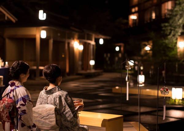 【星のや京都】紗の着物をまとい、川床会席で涼を楽しむ滞在プログラム「奥嵐山の納涼滞在」開催｜期間：2022年7月1日～8月31日