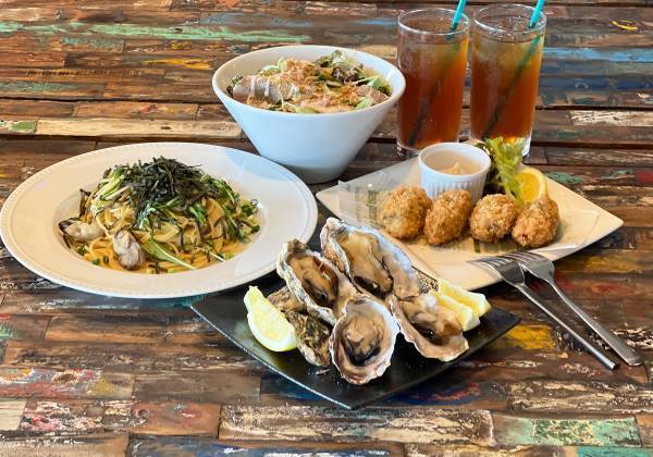 biid（ビード）【横浜 シルバーウィークおすすめスポット】みなとみらいの海上施設「カフェ＆バー ヘミングウェイ横浜」でお得にBBQやお食事を満喫！