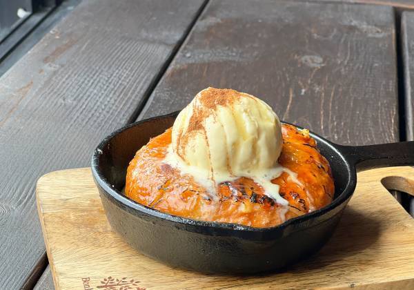 biid（ビード）【横浜 シルバーウィークおすすめスポット】みなとみらいの海上施設「カフェ＆バー ヘミングウェイ横浜」でお得にBBQやお食事を満喫！