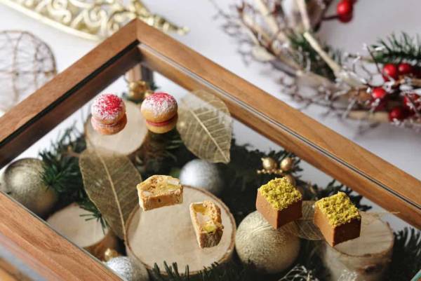 【リゾナーレ】イチゴをテーマに華やかなクリスマスドルチェを提供～メインダイニング「OTTO SETTE」で堪能～｜対象施設：リゾナーレ八ヶ岳、那須、トマム　期間：2022年12月7日～25日