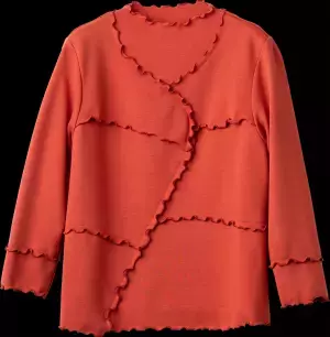 年齢差50歳！シニアインスタグラマーとデザイン学生がコラボ制作した服を発売