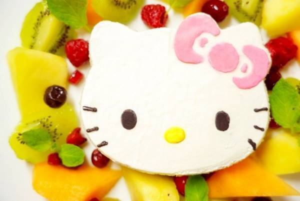 『HELLO KITTY SHOW BOX』×『HELLO KITTY APPLE HOUSE』母の日特別イベント5月8日（日）開催 ママへの感謝を言葉で伝えて、豪華ギフトをゲットしよう！