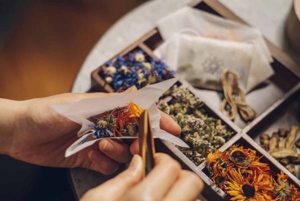 【界 ポロト】ポロト湖の懐にひたる、とんがり湯小屋の宿「界 ポロト」 2022年1月14日開業