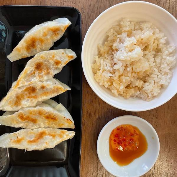 【レストラン＆キッチンカー】他にない餃子！「よね家の餃子」が読売ランド前 にオープン！