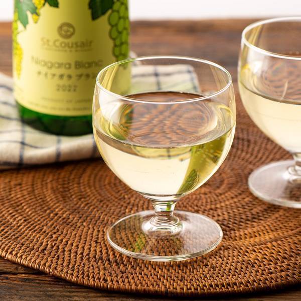 ＼新酒お待たせしました！／フレッシュな香りとフルーティーな甘さ「ナイアガラブラン 2022」発売【サンクゼール・久世福商店】