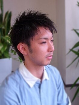 千葉中央駅から徒歩3分の『am-FID』ナチュラルな仕上がりの縮毛矯正で人気のヘアサロン！駅近ドットコムで情報を公開中