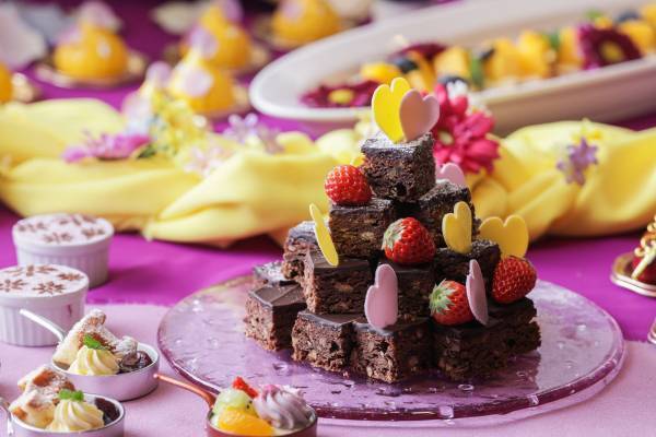 童話“ラプンツェル”着想スイーツブッフェ、物語の世界に迷い込んだような会場装飾＆幻想的な光のセレモニーも楽しめる『プリンセススイーツパーティー～ラプンツェルからのおもてなし～』 4日間限定開催