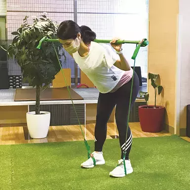 ジム初心者に向けて新たなフィットネススクールを導入