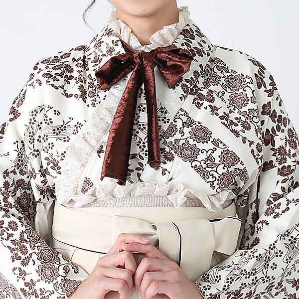 【平日特典キャンペーン】袴レンタルに可愛いレース衿無料サービス。大好評につき5月10日まで実施。