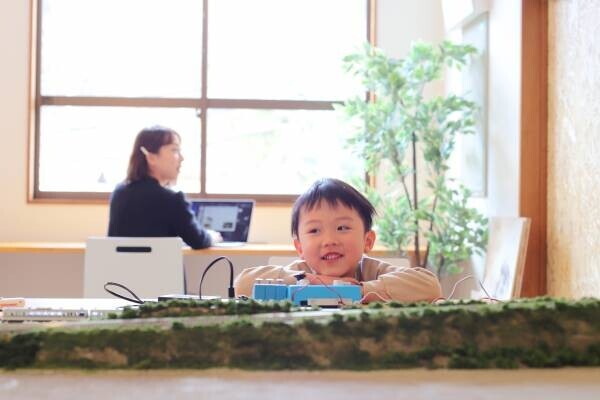 【秩父で親子ワーケーション】3DプリンターでオリジナルのNゲージ車両を作る親子ワークショップを開催