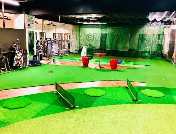 プロアスリートも利用！室内ゴルフ練習場もありスポーツによる不調改善が目指せる『みやざわ整骨院』の情報を駅近ドットコムで公開