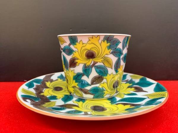 石川県の名産品がホテルに集結！九谷焼の飾り皿や能登の揚げ浜塩、加賀鳶最中など多様な品が勢揃い！「石川県観光物産展 in STRINGS」開催