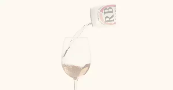家族と毎日飲みたい、スーパーヘルシードリンク「RB7days」を7月1日発売開始