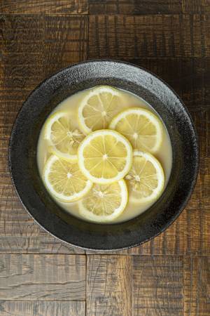 祇園の切り通しにあるラーメン処「祇園麺処 むらじ」　女性に人気の夏に食べたい檸檬ラーメン、冷やし担々麺をご提供中