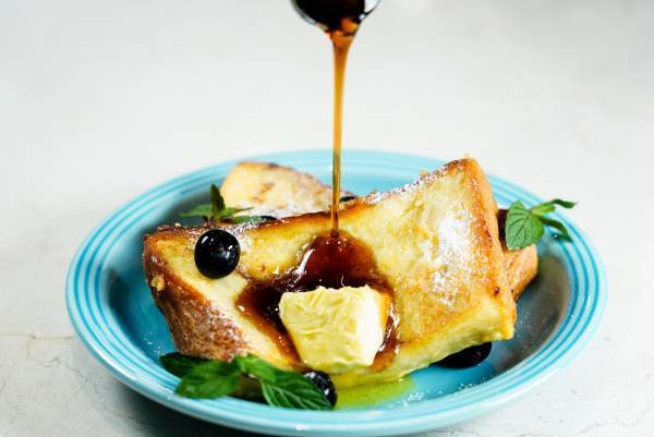 MUSTARD™ HOTEL SHIBUYAにて ハンバーガービストロ「Chillmatic」の 朝食メニュー付き宿泊プランが7月1日（金）から登場