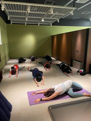 痛みや違和感をガマンしない！『心地よさとカラダの変化を感じるヨガ』の提供をスタート