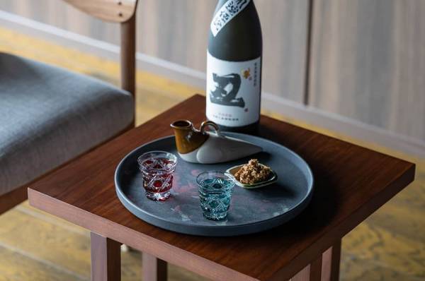 【界 霧島】薩摩切子で味わう開運焼酎や撤下神饌の清め塩と温泉で穢れを祓う「霧島開運旅」に、高千穂峰登山オプションが登場｜期間：2022年12月1日～通年