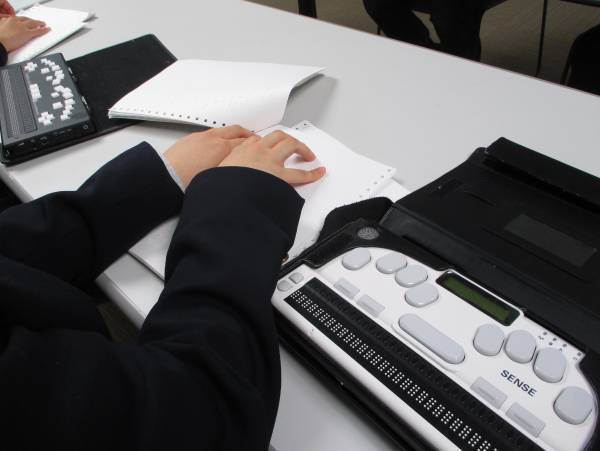 見える人も見えない人もともに　能と講談で古典を味わう　一乃会『ことのは能　Vol.1』上演決定　カンフェティで限定割引チケット発売