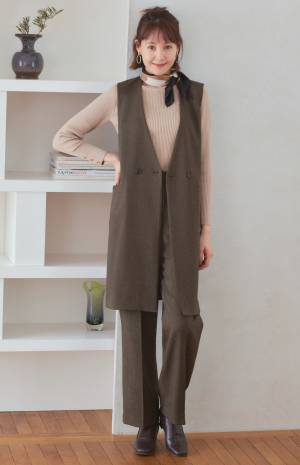 トリンドル玲奈さんを起用し「ザ・スーツカンパニー」のワークスタイルを提案　秋冬向け商品のwebコンテンツを公式サイト内に開設