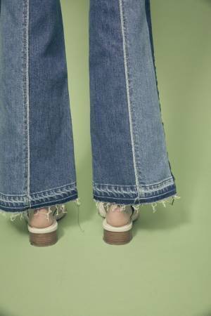 5月23日 PRIVEVE×SOMETHING スリートーンフレアデニムパンツ発売