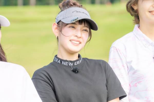 緊張をパワフルなスイングで吹き飛ばす！女優 矢作穂香が初登場！「ゴルフ女子 ヒロインバトル」10月2日（日）夕方6時30分～ BS12で放送！
