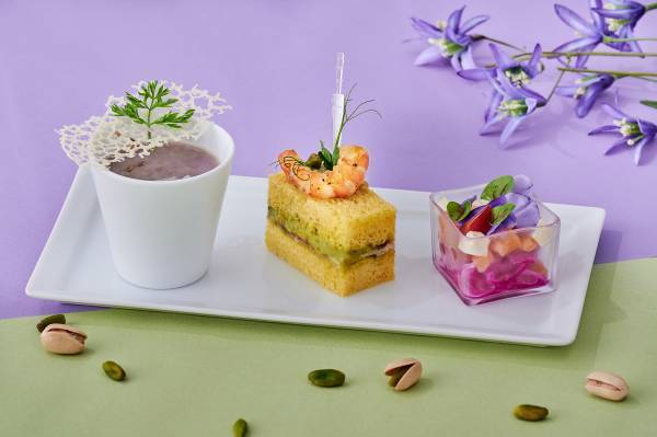 【横浜】トレンドカラーの‟パープル”と秋に旬を迎える ナッツの女王‟ピスタチオ”を取り入れたスイーツが登場！ 『パステルカラーアフタヌーンティー～パープル＆ピスタチオ～』