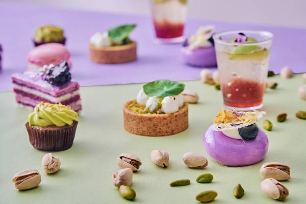 【横浜】トレンドカラーの‟パープル”と秋に旬を迎える ナッツの女王‟ピスタチオ”を取り入れたスイーツが登場！ 『パステルカラーアフタヌーンティー～パープル＆ピスタチオ～』