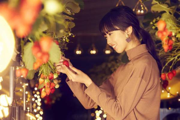 【リゾナーレ熱海】静岡生まれの「紅ほっぺ」を楽しむ「ナイトストロベリーツアー」開催 ～練乳やマスカルポーネ、ピスタチオなど10種のコンディメントをご用意～｜期間：2023年1月6日～3月30日の偶数日