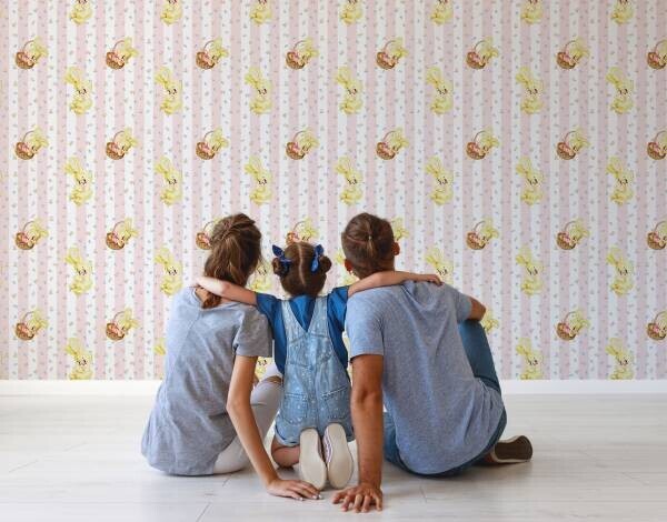 壁紙を使用したお部屋の模様替えや家具のリメイクに挑戦！親子で楽しむ夏のDIYフェア開催