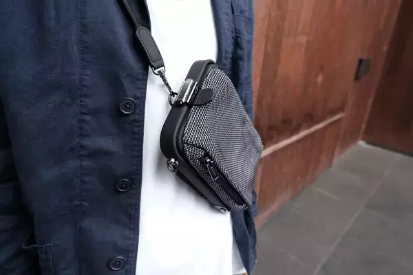 バッグブランド「ARTPHERE - アートフィアー」がおすすめする夏に持ちたいミニショルダーバッグ