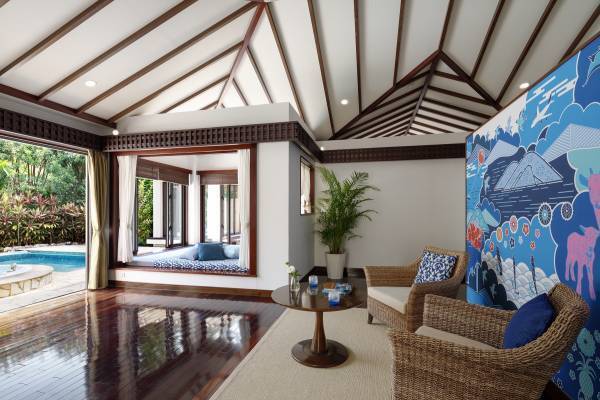 【リゾナーレ小浜島】プライベートプ―ル・サウナ付のロイヤルスイートで卒業旅行を飾る「南の島の贅沢卒旅プラン」登場～専属カメラマンが2人の大切な思い出を形に残します～｜期間：2023年2月1日～3月31日の毎週月曜日、火曜日の宿泊