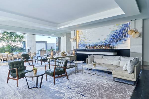 横浜で「夏祭りアフタヌーンティー in ラナイテラス」開催！ハワイアン・ラグジュアリー・ラウンジを3日間限定で一般開放